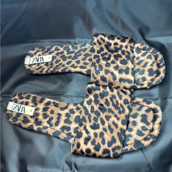 Zara Animal Print Slide Sandals - Picture 3 of 4